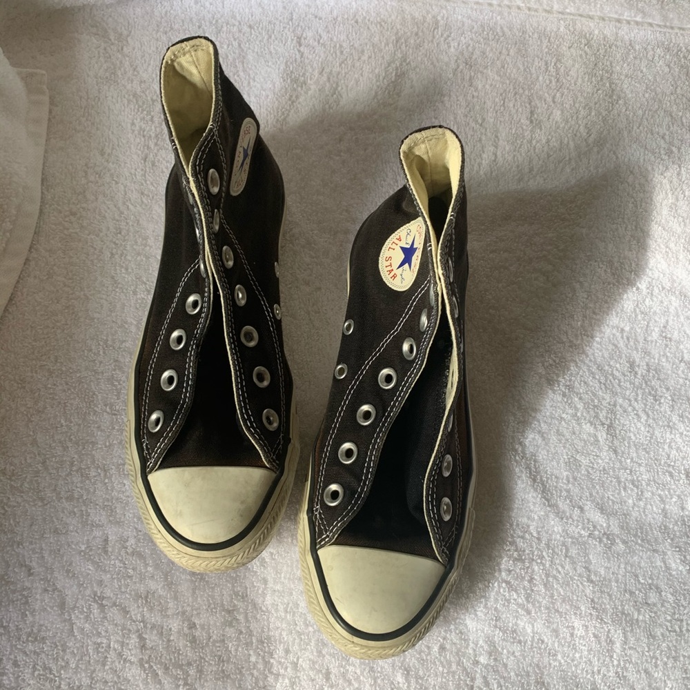 Converse - Picture 2 of 5